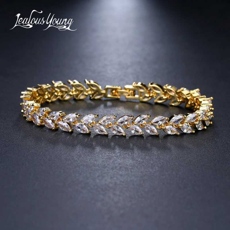 Trendy Charm Cubic Zirconia Bangles For Bride s Jewelry Sliver Color Clear CZ Crystal Bangles For Women M251213