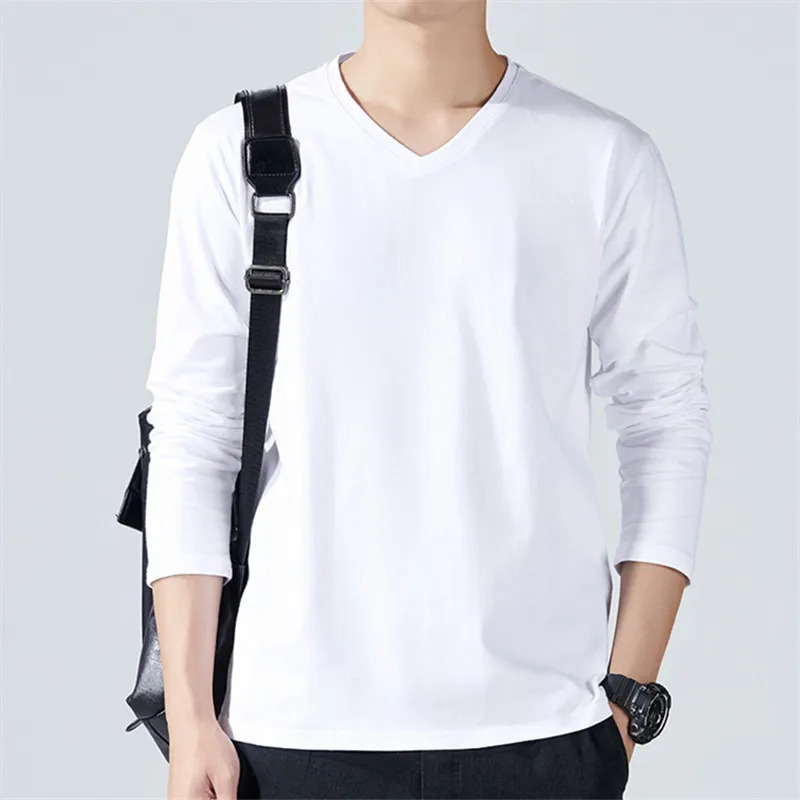 Spring Autumn Cotton V-Neck T-Shirt Men Long SLeeve Korean Style Casual T Shirts Mens Solid Slim Tees Tops Male Clothing 251211