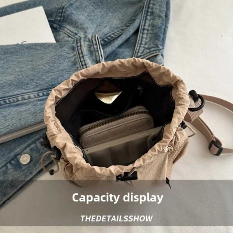 Lightweight Nylon Bucket Bag Womens Crossbody Bags Ins Drawstring Mobile Phone Bag Korean Single Shoulder Bag Casual HandbagT251213