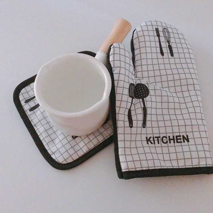 Anti-Scalding Microwave Cotton Gloves Household Insation Pads Thicke Heat-Resistant Kitchen Oven Baking Barbecue Tool Item H251212