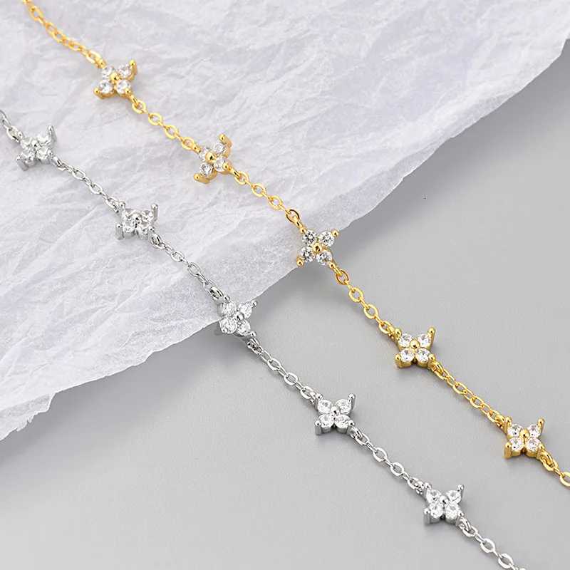 New Crystal Flower Stainless Steel s For Women Fashion Korean Style Adjustable Chain Anniversary Jewelry Gifts M251213
