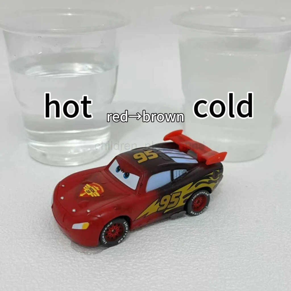 Disney Pixar Cars 3 Temperature-variable Model Lightning Color- changing Mcqueen Racing Family Mack Car Toy Children Toys Gift H251213