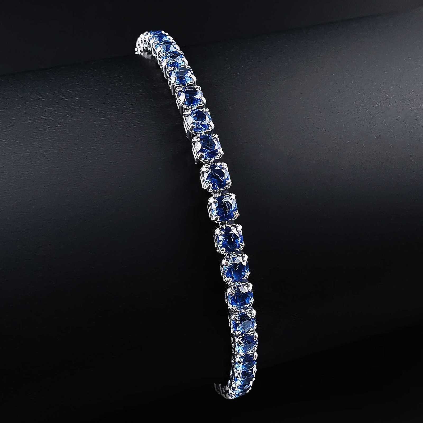 2024 New Arrival Luxury Round blue color on hand Bangle For Women Anniversary Gift Jewelry Bulk Sell S5787 M251213