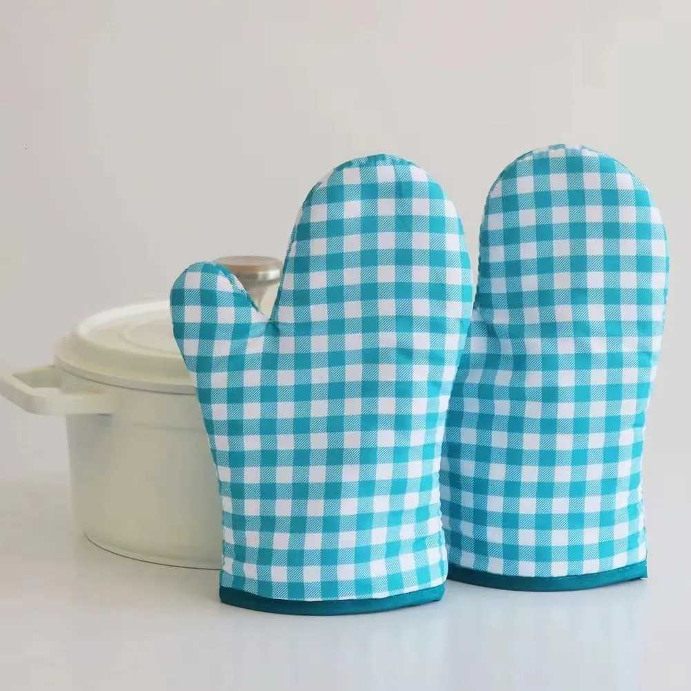 2024 New Style Anti Scalding High Temperature Resistance 100linen Kitchen Oven Mitts Microwave Oven Gloves for Adt H251212