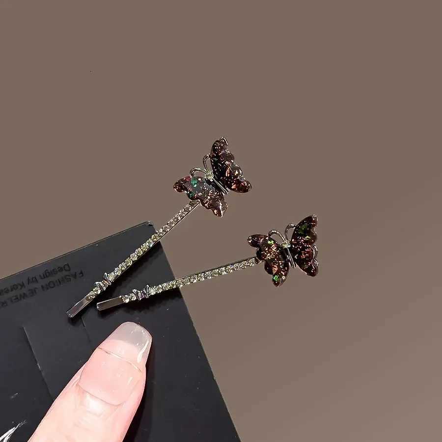 2Pcs/set Super Fairy Rhinestone Butterfly Hairpins Cute and Sweet Womens Bangs Side Clip Korean Style Hair Clip Headdress Y251213