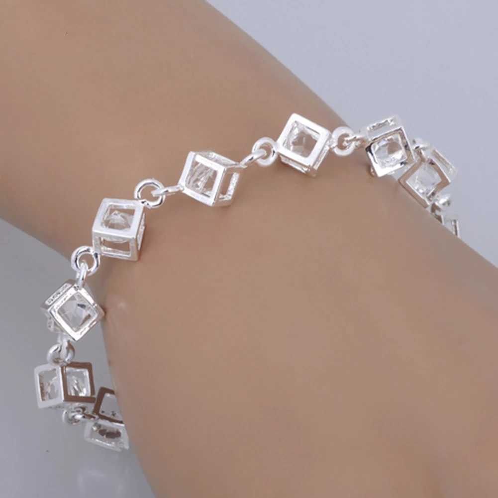 Women Heart Cube Clear Fashion Crystal Bangle Jewelry for Best Friends Gift Sterling Silver Square AAA Zircon M251213