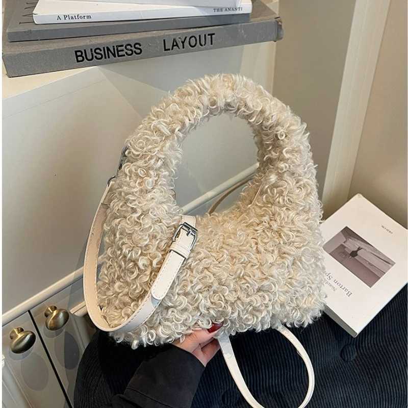 Autumn New Fashion Crossbody Bags Women Luxury Designer Handle Bags Simple Cute Plush Casual Shoulder BagT251213