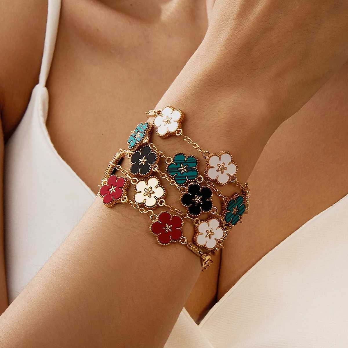 Luxury Double-sided Plum Blossoms s for Women Five Flower Adjustable s Aesthetic Party Lucky Jewelry Gift M251213