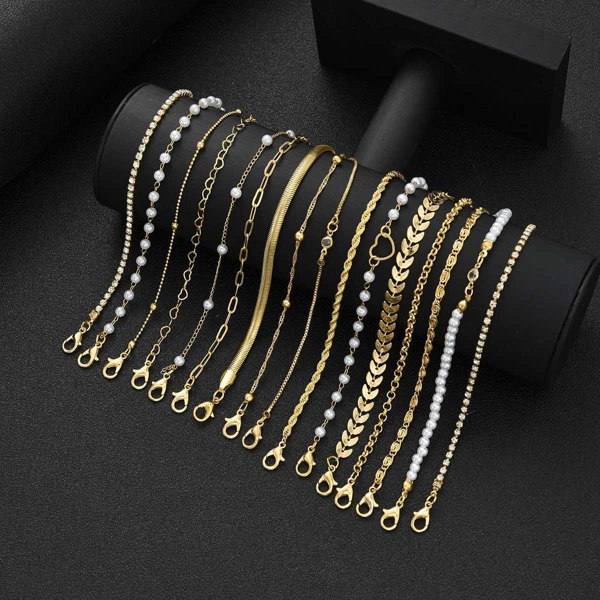 16pcs Minimalist Heart Pearl Rhinestone Snake Chain Set for Women Elegant Gold Color Dates Vacations Daily Wear Jewelry M251213