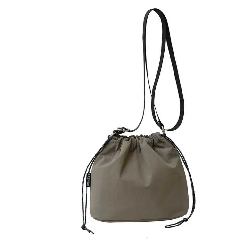 Simple Lightweight Drawstring Bag Commute Large Capacity Shoulder Bag Oxford Fashion Crossbody Bag GirlsT251213