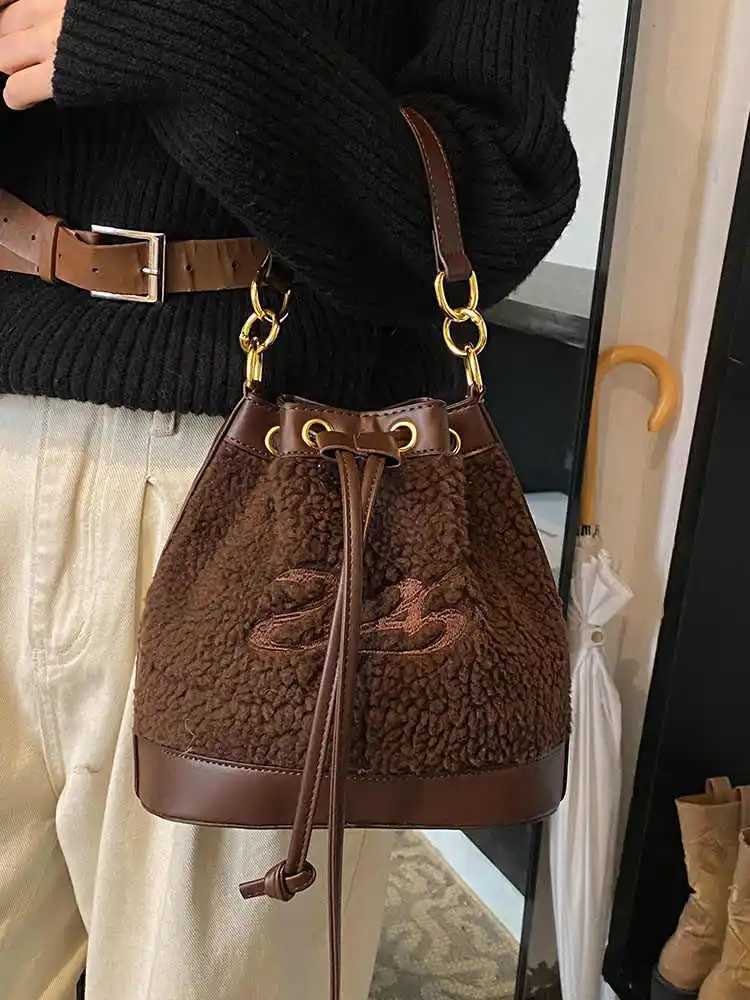 Retro Plush Drawstring Bucket Bag For Women 2025 Winter New Korean Fashion One Shoulder Bags Versatile Splicing Crossbody PackT251213