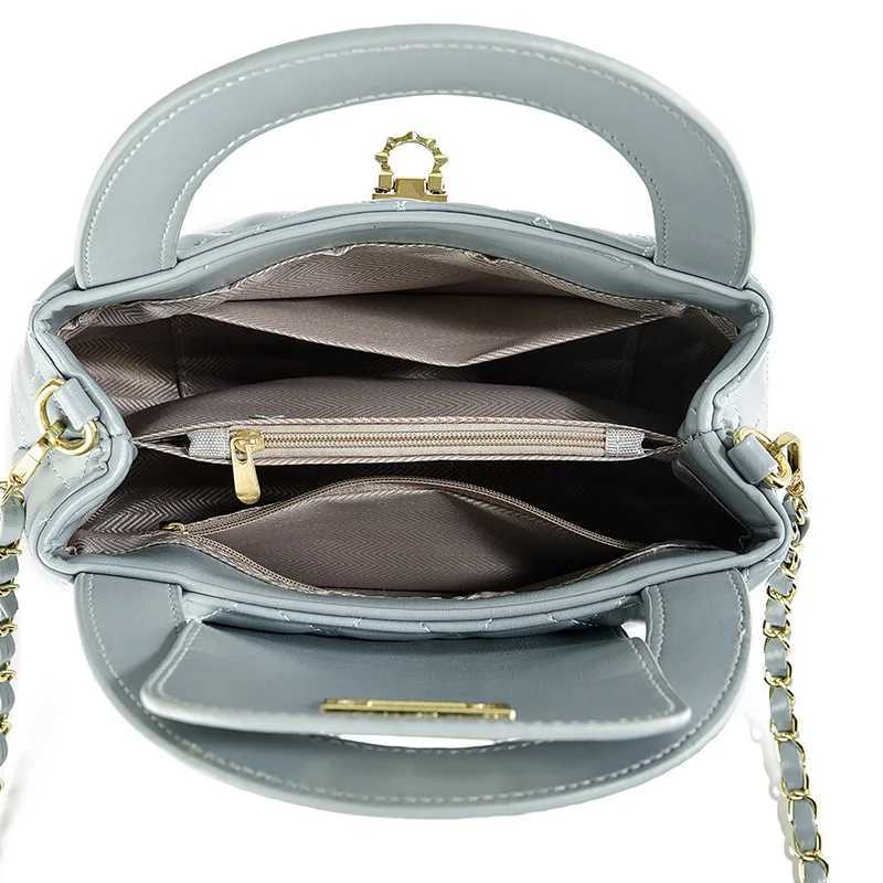 Womens Luxury Shoulder Bag High Quality Pu Leather Handbag Ladies Commuter Crossbody Bag Exquisite Small Square BagT251213