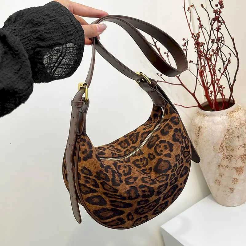 Shoulder Bags for Women High-grade Leopard Chamois Crossbody Bagss Korean Style New in Niche Design Commuting Hobos Womens BagsT251213