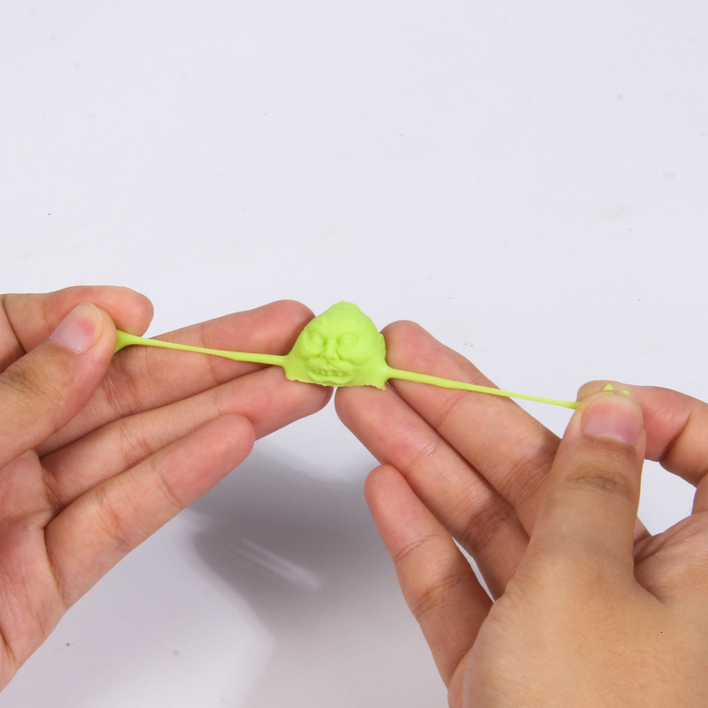 Cross-Border Halloween Ghost Head Finger Puppets Prank Party Storytelling Props Skull Nail Gloves