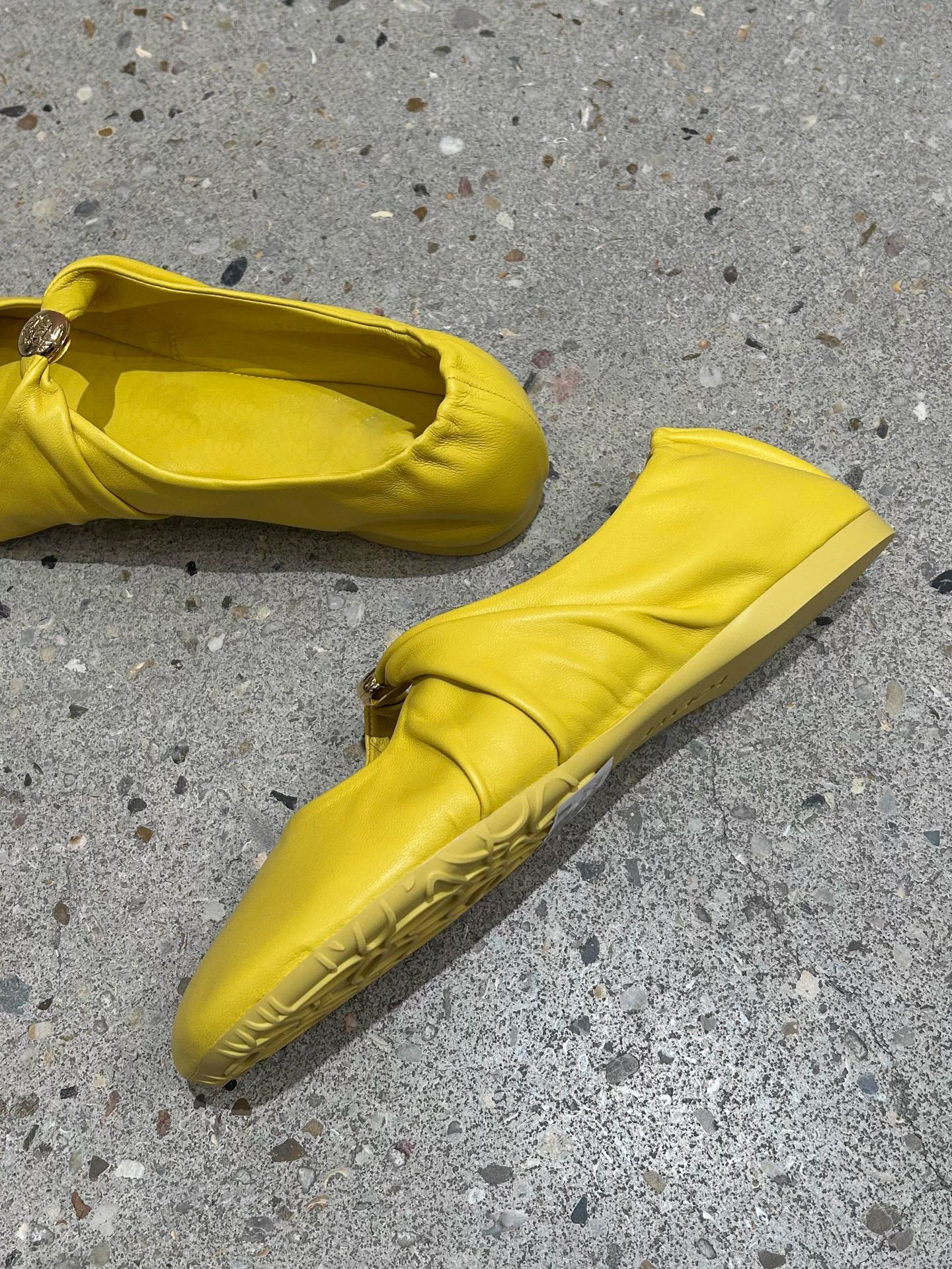 Elegant Ballet Shoes Free Shipping Spring New Design Retro Wrinkle Square Toe Flat Womens Shoes One Strap Soft Sole Mary Jane Shoes
