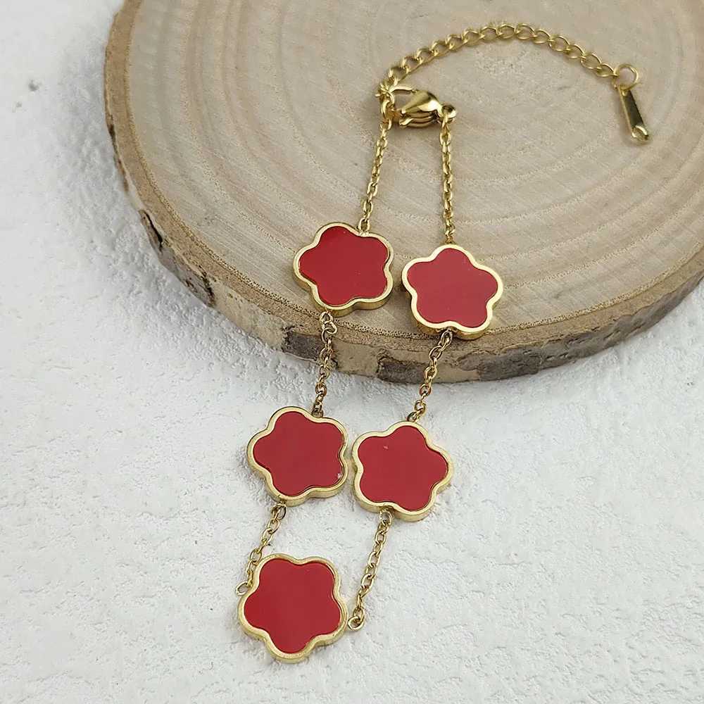 Classic Luxury StainlESS Steel Ladies Adjustable Five Flower s for Women New Fashion Party Jewelry Gifts M251213