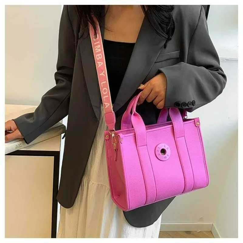 Single-shoulder crossbody square bag fashionable 2025 new handbag womens bag commuter tote bag trendyT251213
