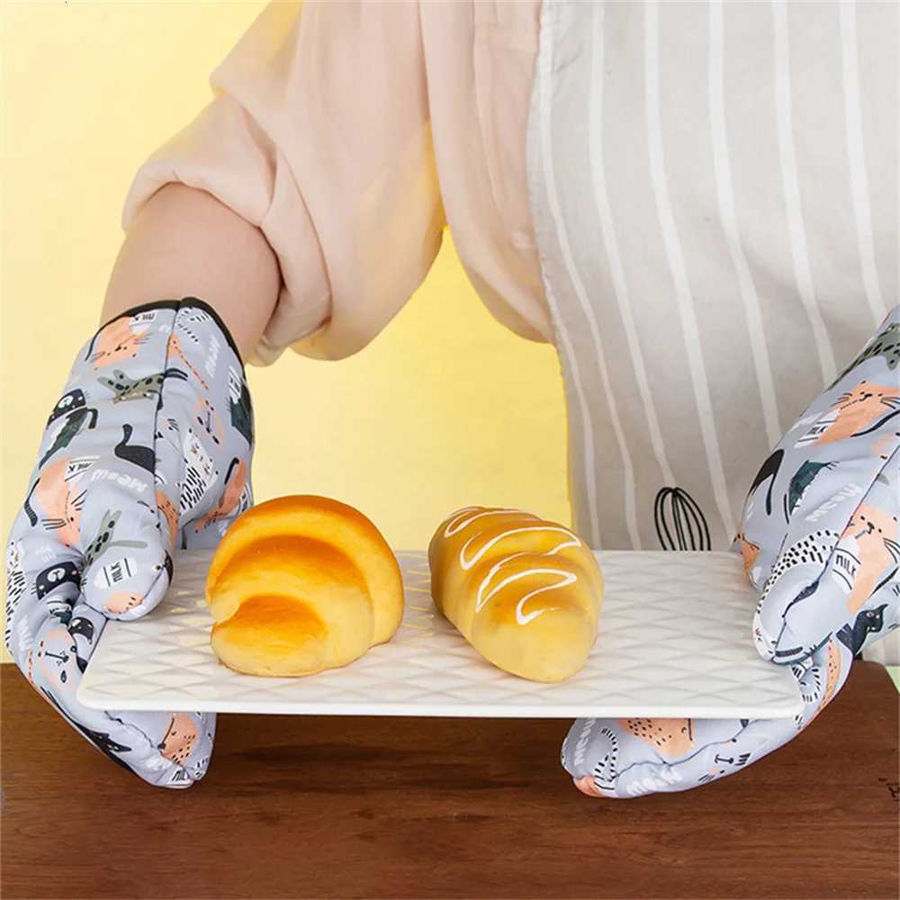 1/2pcs Microwave Mitts Gloves Anti-scald Heat Resistant Insation Non-slip Kitchen Scalding Tools Oven Mitts Baking Accessories H251212