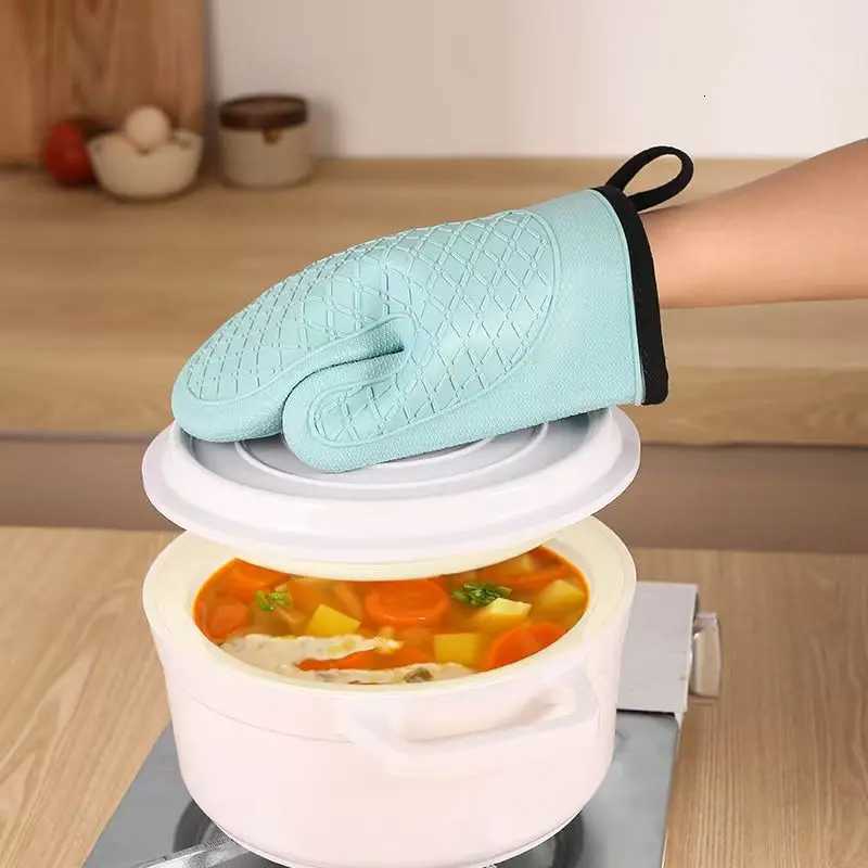 2pcs heat insation gloves anti-scalding microwave oven gloves High temperature resistant kitchen oven gloves H251212