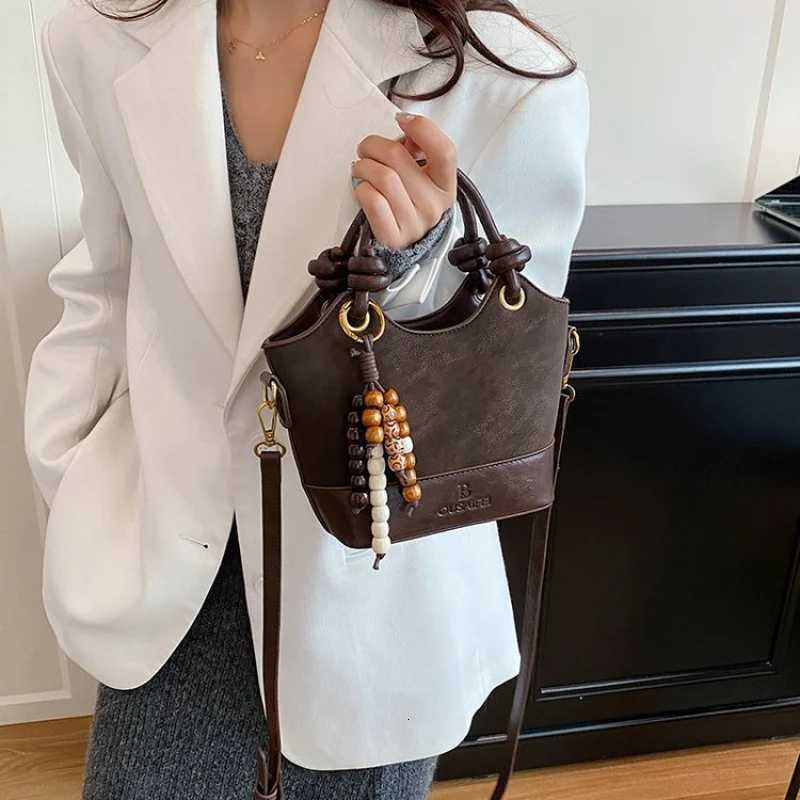 High-Quality Texture Bag for Women New Trendy Casual Handbag Shoulder Bag Commuter Crossbody Bucket BagT251213