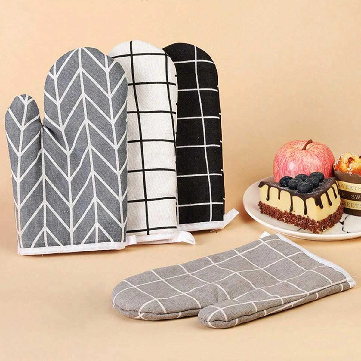 1/2pcs Kitchen Baking Gloves Microwave Oven Gloves High Temperature Resistant And Insated Gloves Oven Gloves HeatResistant Glo H251212