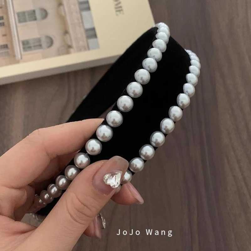 Wen Vintage Black Veet Pearls Haiand with Teeth Anti Slip Adt Hair Clip Wide Edge band Girls New Hair Accory Y251213