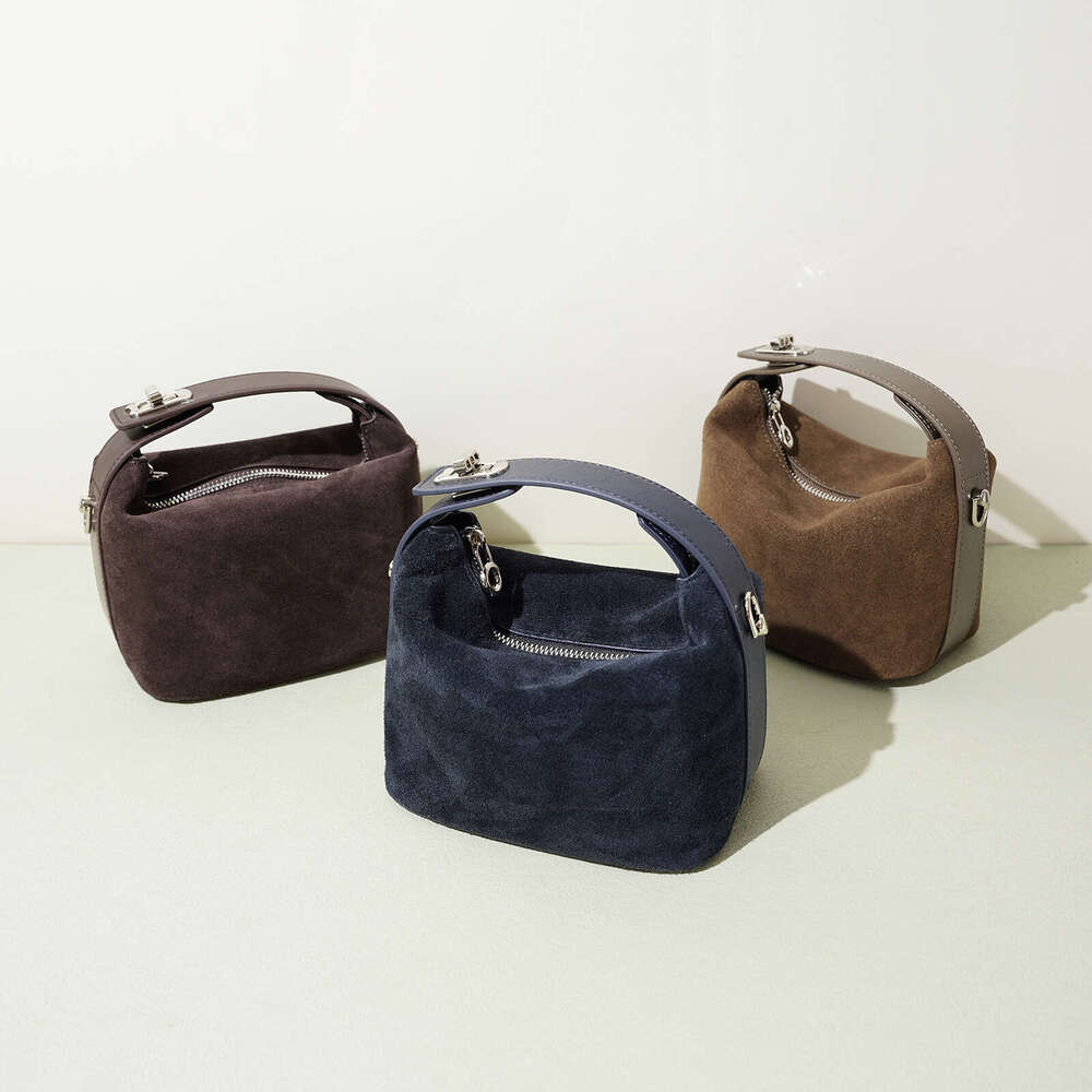 Luxury Bag Designer Bags Totes Hobo New Solid Color Casual Autumn Winter Single Shoulder Korean Version Simple Matte Crossbody Fashion Tote Underarm B