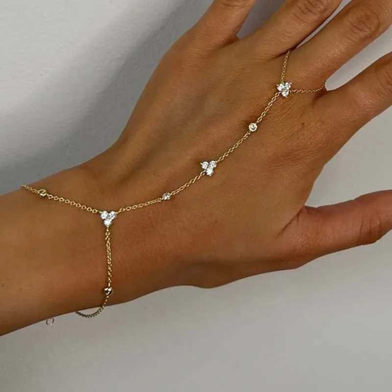 Luxury Metal Crystal Chain Finger for Women Simple Gold Color Zircon Geometric Hand Chain Wedding Jewelry Gift M251213