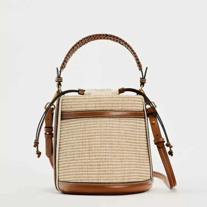 Fashion Bucket Bag Summer Straw Beach Bag Casual Travel Vacation Handbags Womens Leisure Outdoor Crossbody BagT251213
