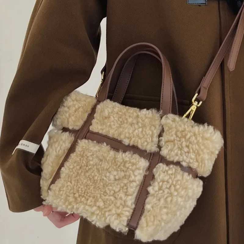 Handheld Lamb Wool Crossbody Bag for Woman Shoulder Bags Purse and Handbags Designer Bags Winter Bag Bolsos MujerT251213