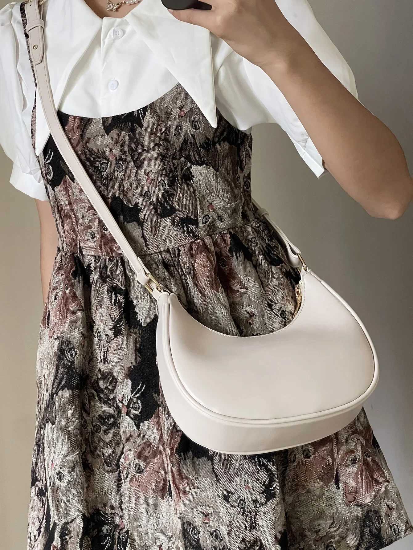 Cross border minimalist bag for women in the summer of new fashionable single shoulder womens bag high-end crossbody bagT251213