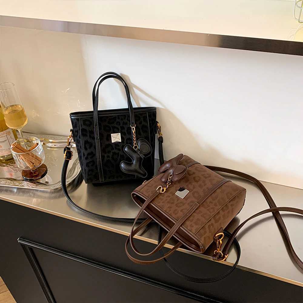 Autumn and Winter High-End Niche Mobile Phone Crossbody Bag New Coffee-Colored Bucket Bag Leopard Print HandbagT251213