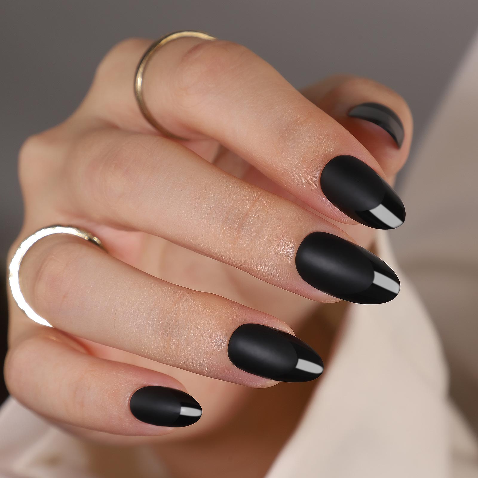 32pcs black french tip press on nails Matte Black Almond shaped reusable press-on nails for women and girls to wear at parties and banquets