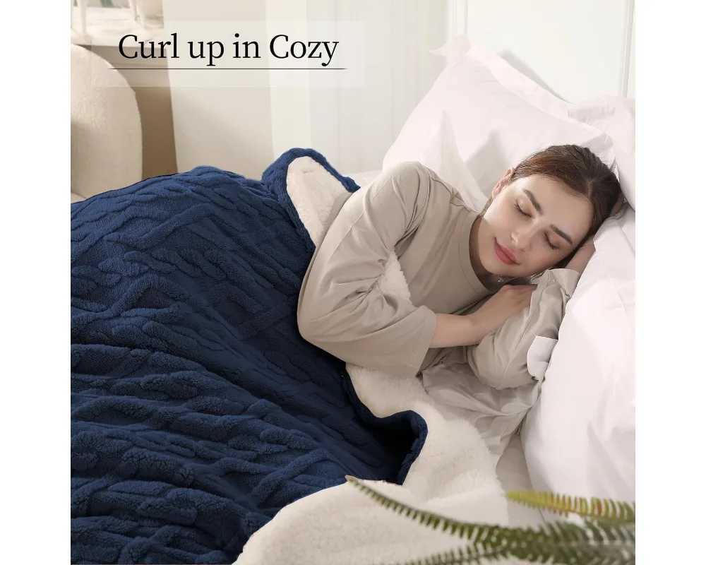 Twin Size Electric Heating Blanket with 10-Hour Auto Off 5 Heat Levels Overheat Protection in Navy Blue Y251212