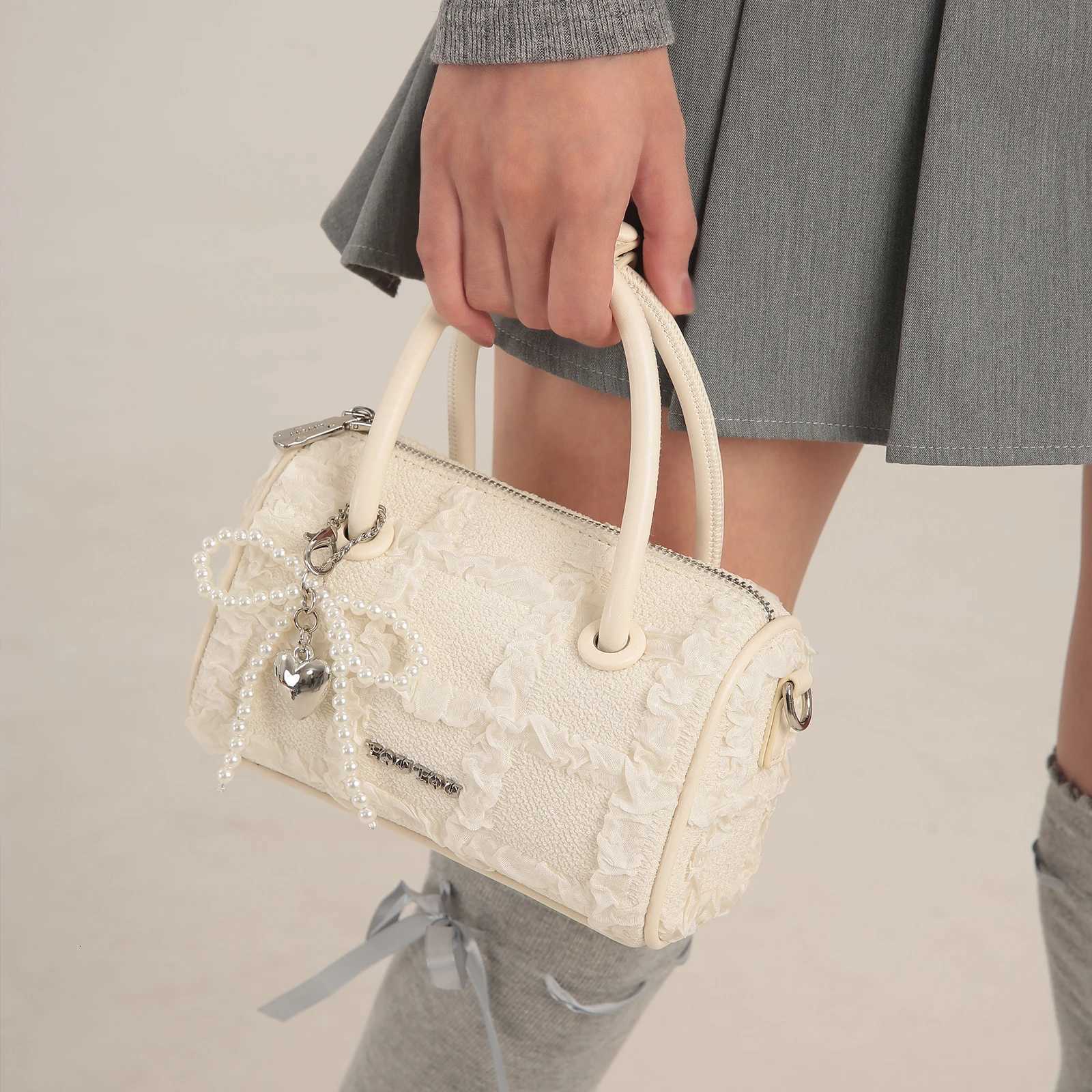 TOUTOU Wen Bost Bowling Bag Charm Designer Brand White Handbag Adjustable Shoder Strap Tea Christmas Gift Y251213