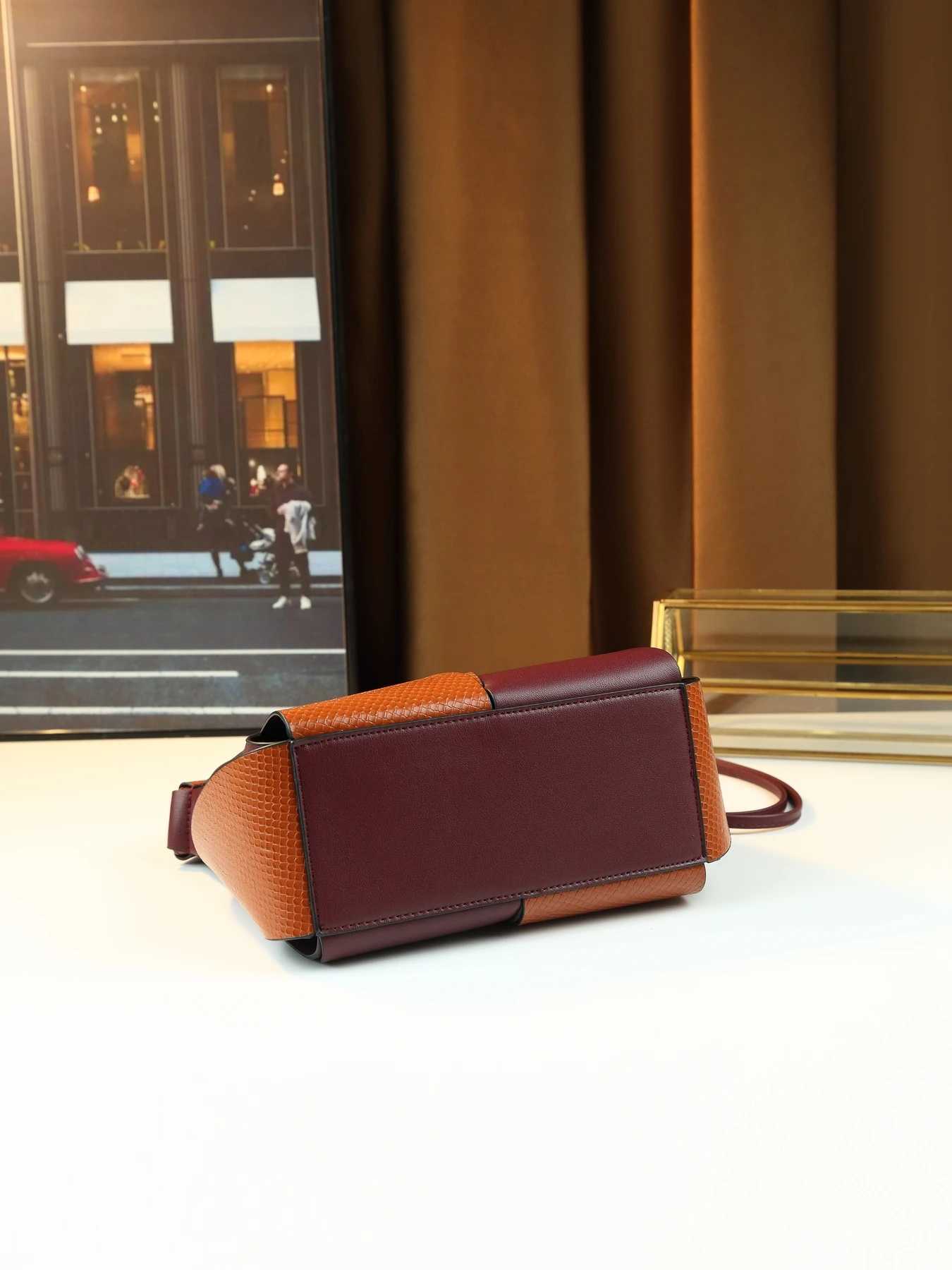 Fashion woven contrasting color mother and child bag women go out versatile shoulder crossbody bucket bagT251213