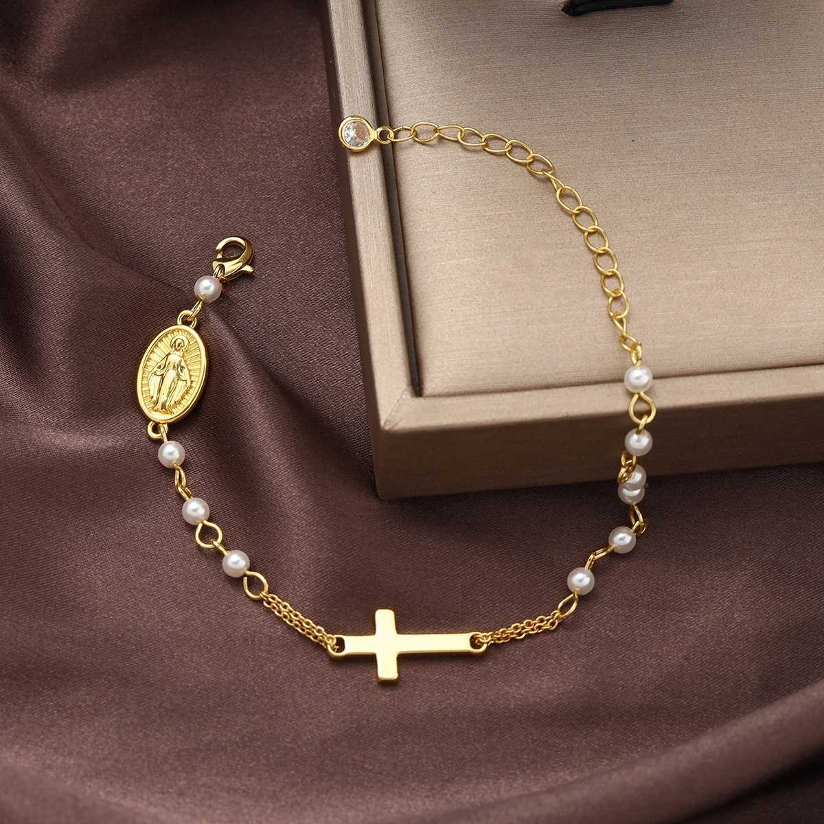 1 new gold stainless steel light luxury cross suitable for gift giving shipped without box M251213