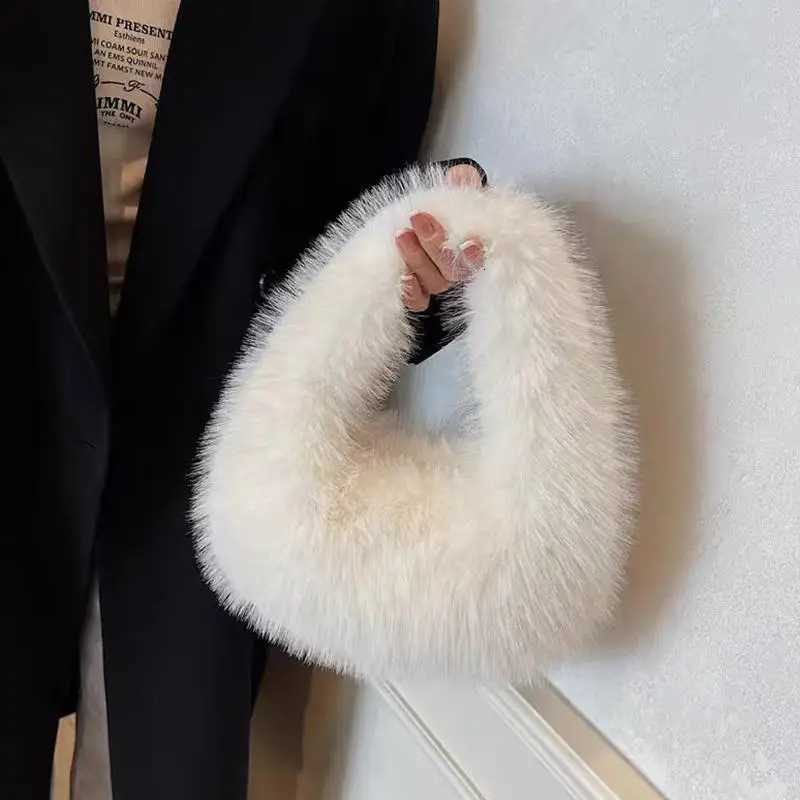 Winter Soft Plush Half Moon Bag Faux Fur Party Clutch Bag Lady Handbags Fluffy Female Winter Purse Casual Tote BagT251213