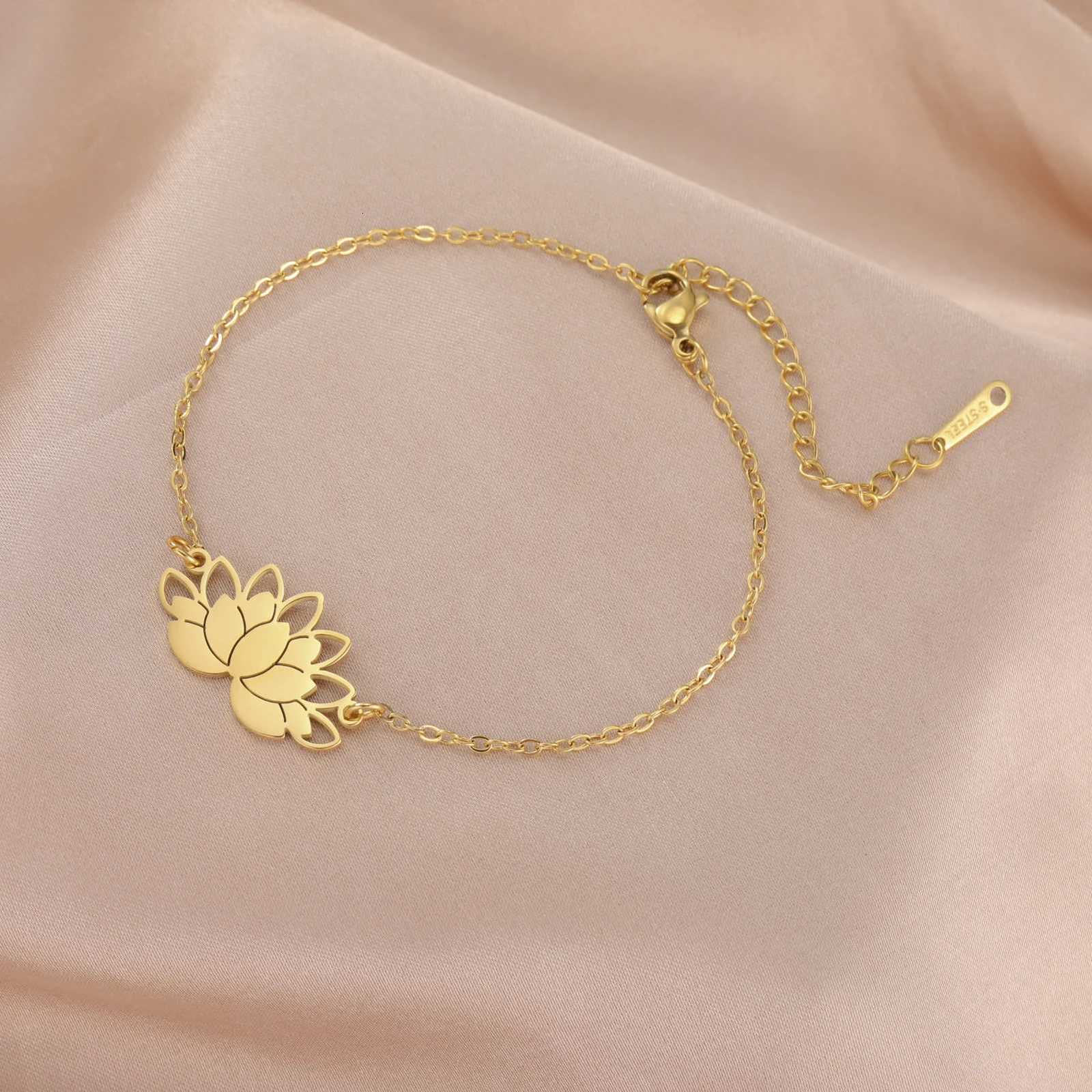 Hollow Lotus Pendant Stainless Steel Womens Buddhist Talisman Romantic Jewelry Couples Anniversary Gift M251213