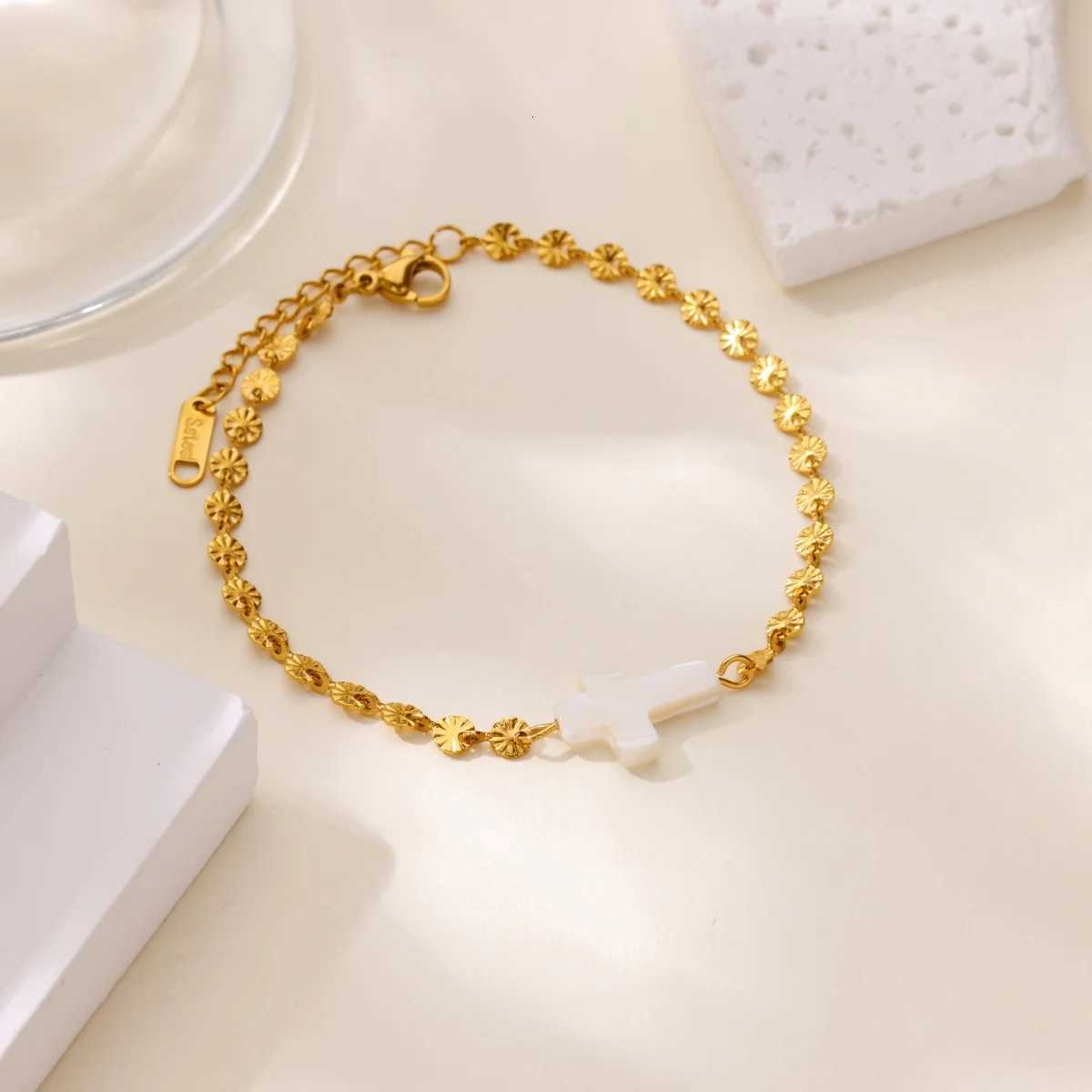 Free Shipping Fashion Cross For Women Stainless Steel Gold Color Chain 2025 New Party Wedding Couple Jewelry M251213