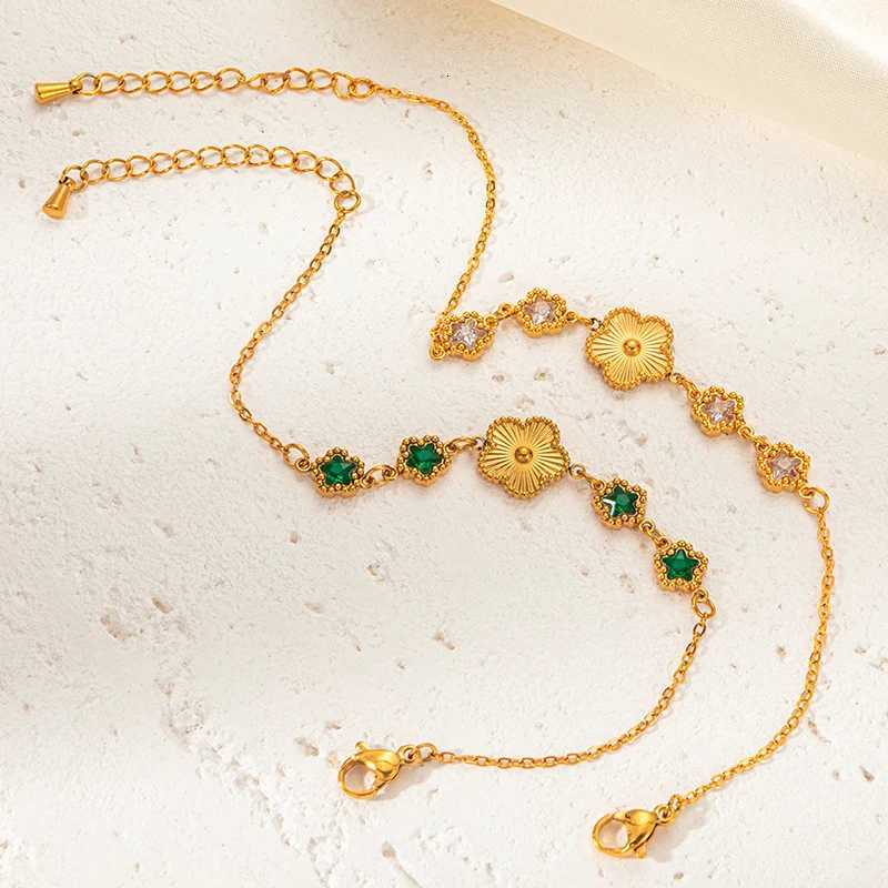 ANENJERY 316L Stainless Steel Lucky Flower Green White Zircon Jewelry For Women French Vintage New Jewelry Gifts M251213