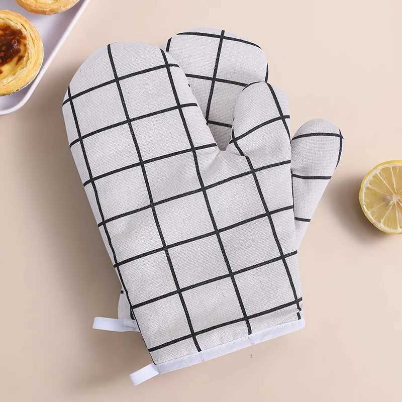 2pc kitchen Tool Heat-insating Gloves Anti-scald Microwave Gloves High Temperature Resistant Baking Oven Gloves Safe Cooking H251212