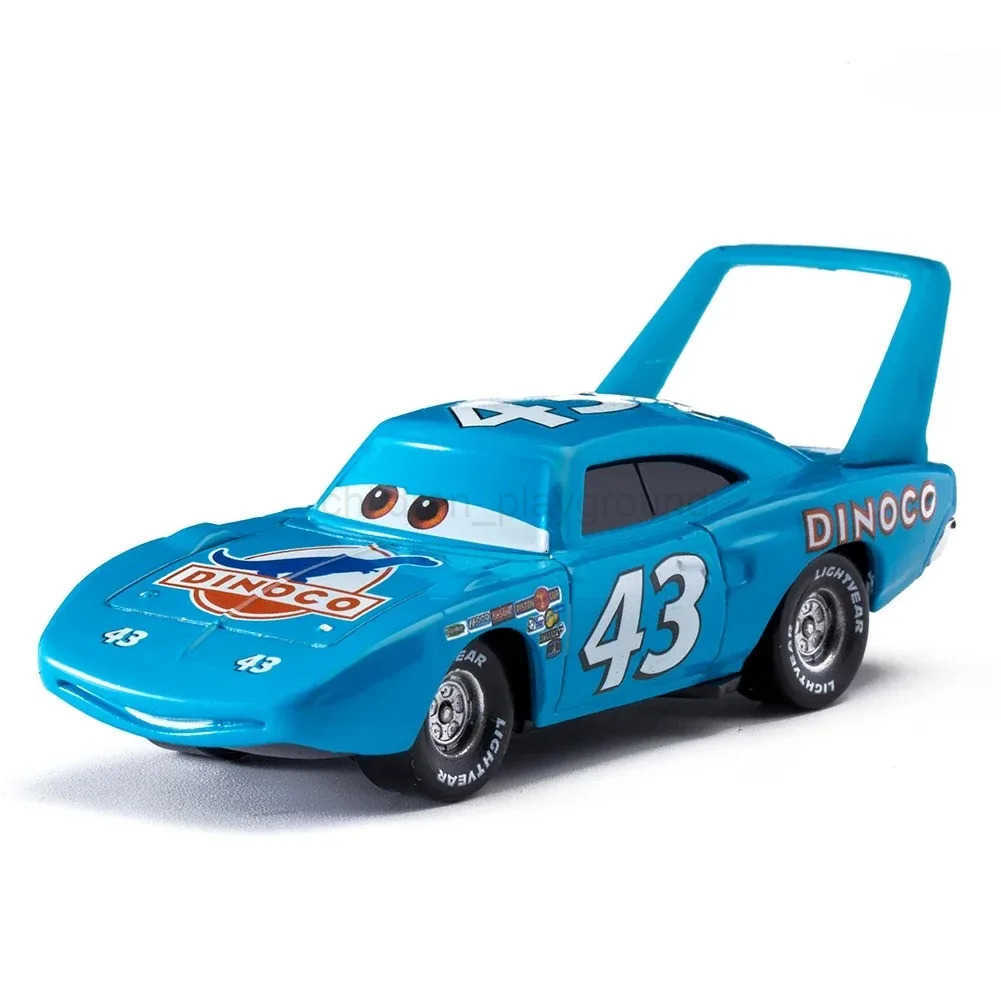 Disney HOT Selling 12Pcs Pixar Cars Gift Box Metal Diecast lightning McQueen Car Model Toy Jackson Uncle Truck Boy Birthday Toys H251213