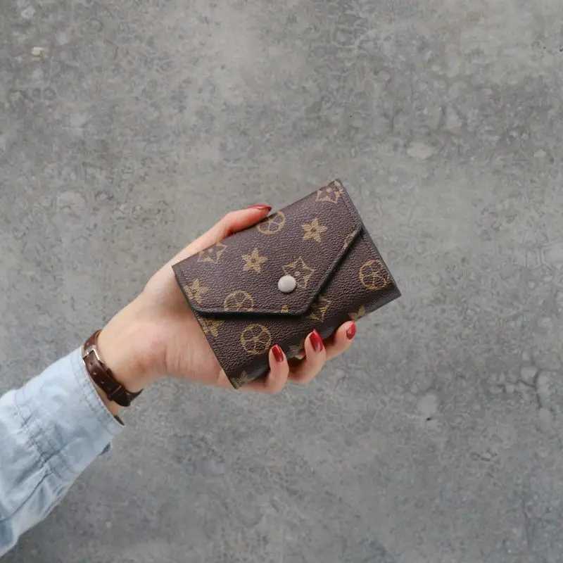 Y2K new style wens small purse short style beanie cluh bag fiable and versatile mini wallet leather wallet Y251213