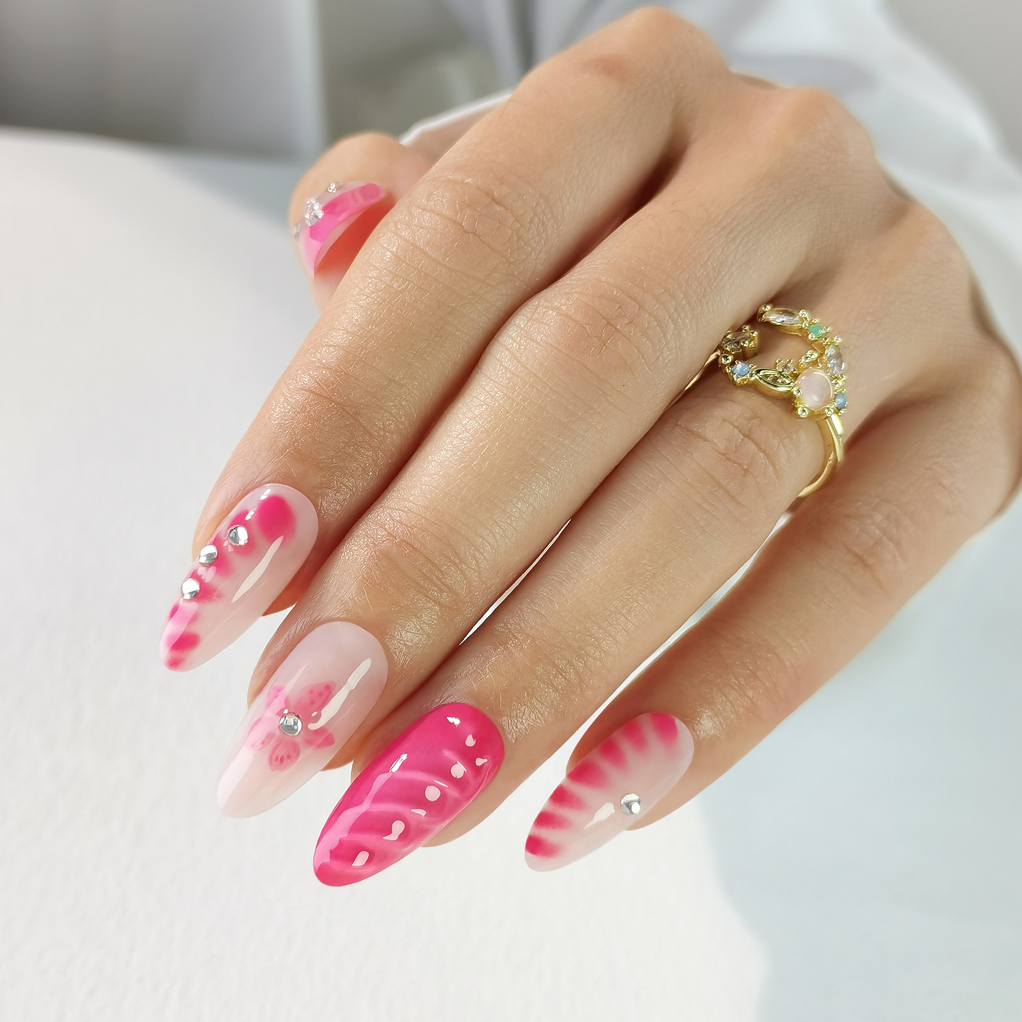 32Pcs Almond Press on Fake Nails Wearable Red Purple Blusher Halo Design False Nails Acrylic Full Over Simple Fashion Nail Tips