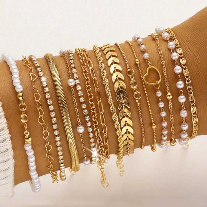 16pcs Minimalist Heart Pearl Rhinestone Snake Chain Set for Women Elegant Gold Color Dates Vacations Daily Wear Jewelry M251213