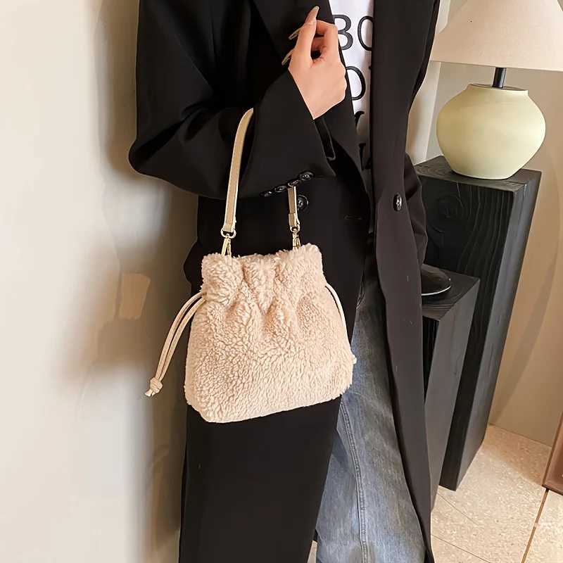 Mini Plush Crossbody Bag Fashionable with Drawstring - Soft Fuzzy Bucket Bag for Women Detachable Strap Polyester LinedT251213
