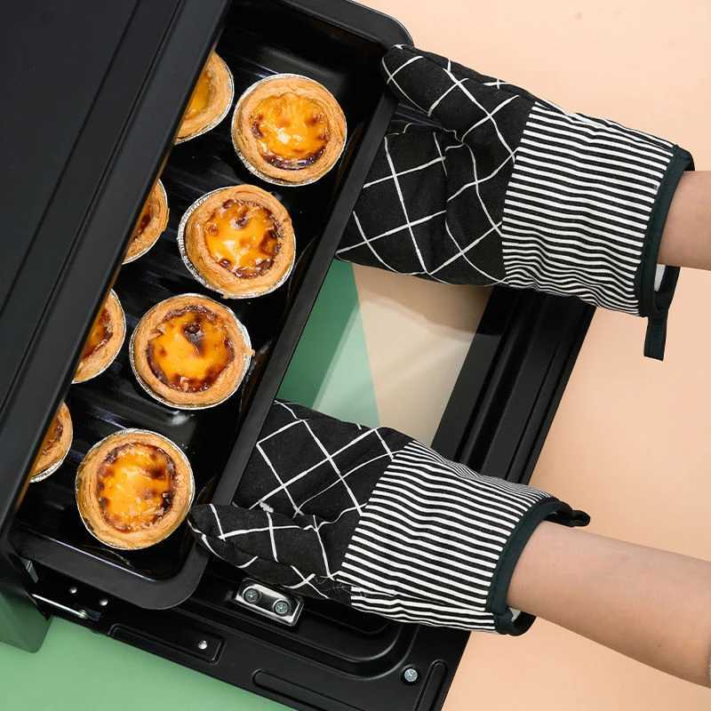 NXI Household Microwave Mitts Anti-scald Heat Resistant Insation Oven Gloves Barbecue Stove Oven Mitts Kitchen Utensil H251212