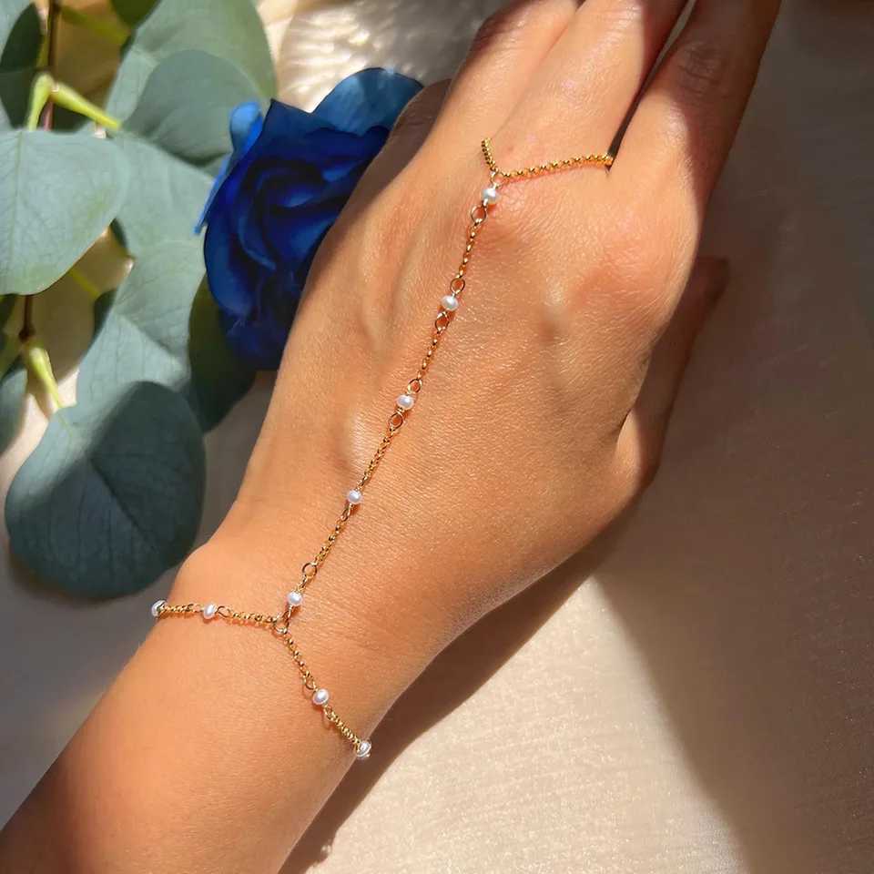 Mini Pearl Hand Chain For Elegant Women Wedding Party High-End Gold Color Link Finger s Stainless Steel Jewelry M251213
