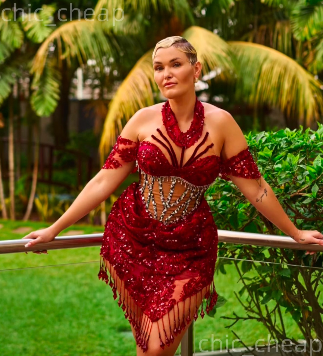 2026 Dark Red Sheath Cocktail Dress Halter Rhinestones Sequined Short Mini Graduation Homecoming Dresses For Special Occasions Sweetheart Gowns ZJ077